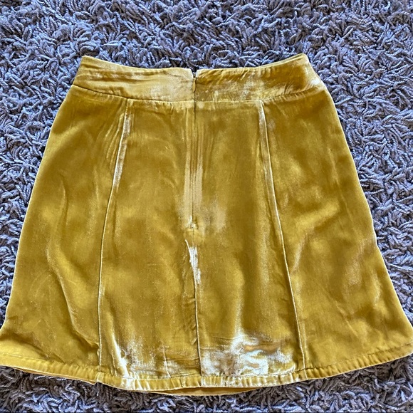 For Love & Lemons Beatrix Chartreuse Velvet Skirt - Picture 7 of 8